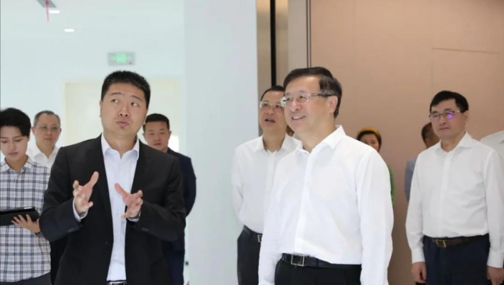 �Ϻ���ί��ί�������г�����һ���߷õ������ԿƼ�